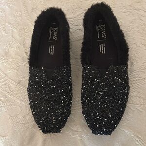 Toms slip ons